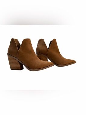 Steve Madden Alysea Cognac Faux Suede Western Ankle Booties NWOB Size 7.5